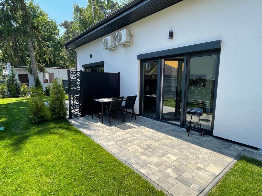 Apartamenty Przy Parku -150M Od Plazy Darlowko Exterior foto