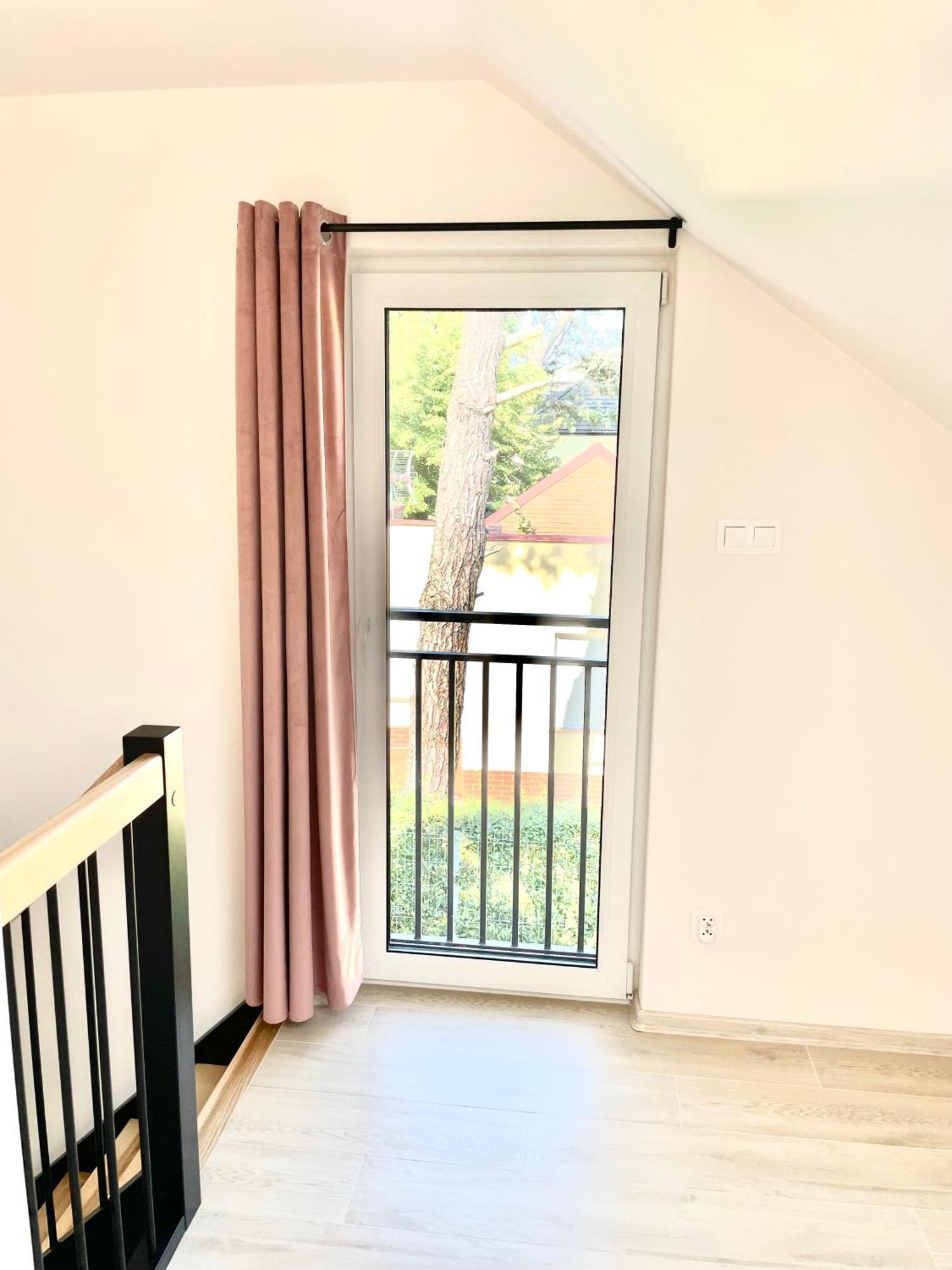 Apartamenty Przy Parku -150M Od Plazy Darlowko Exterior foto